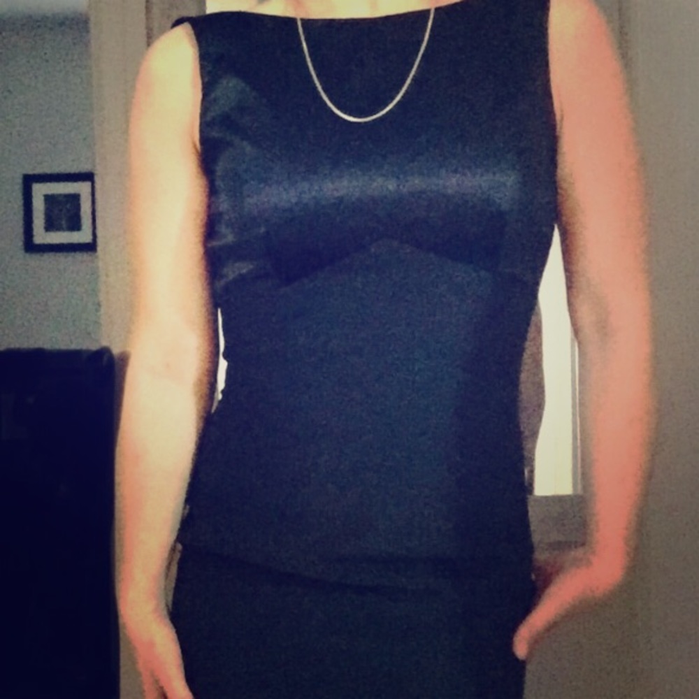 Tahari Black formal dress size 4 Like New!
